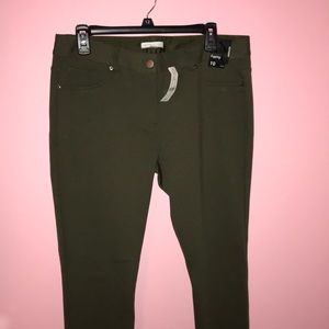 NWT New York and company olive green legging pant